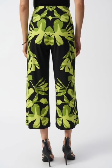 Knit Floral Print Culotte Pants