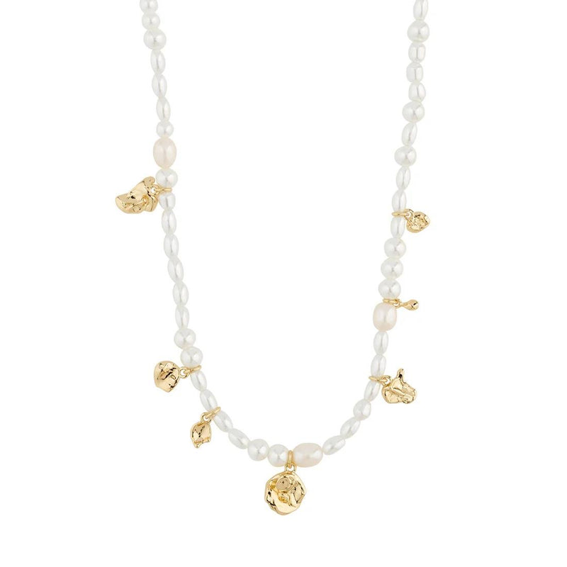 Intent Freshwater Pearl Necklace